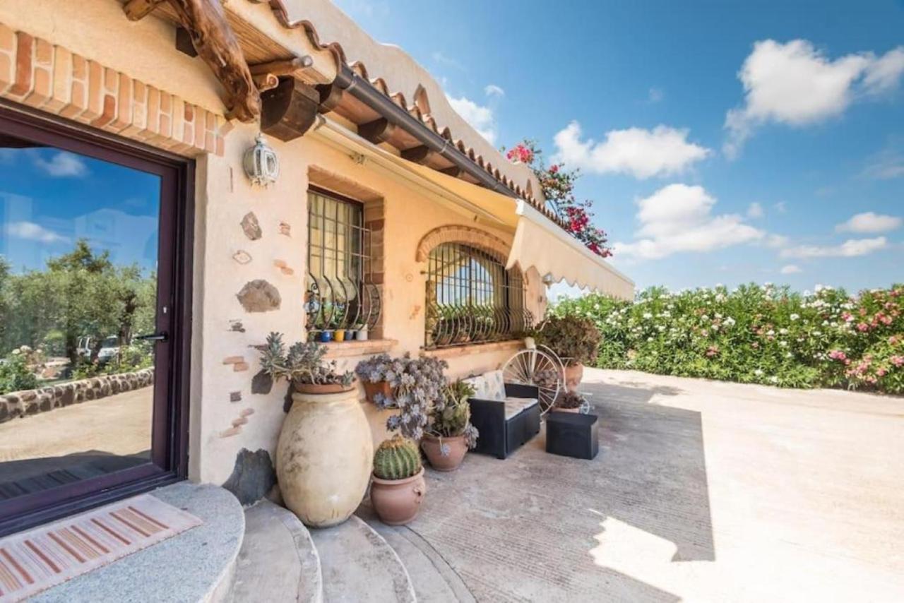 Villa Con Immenso Giardino Orosei Ngoại thất bức ảnh