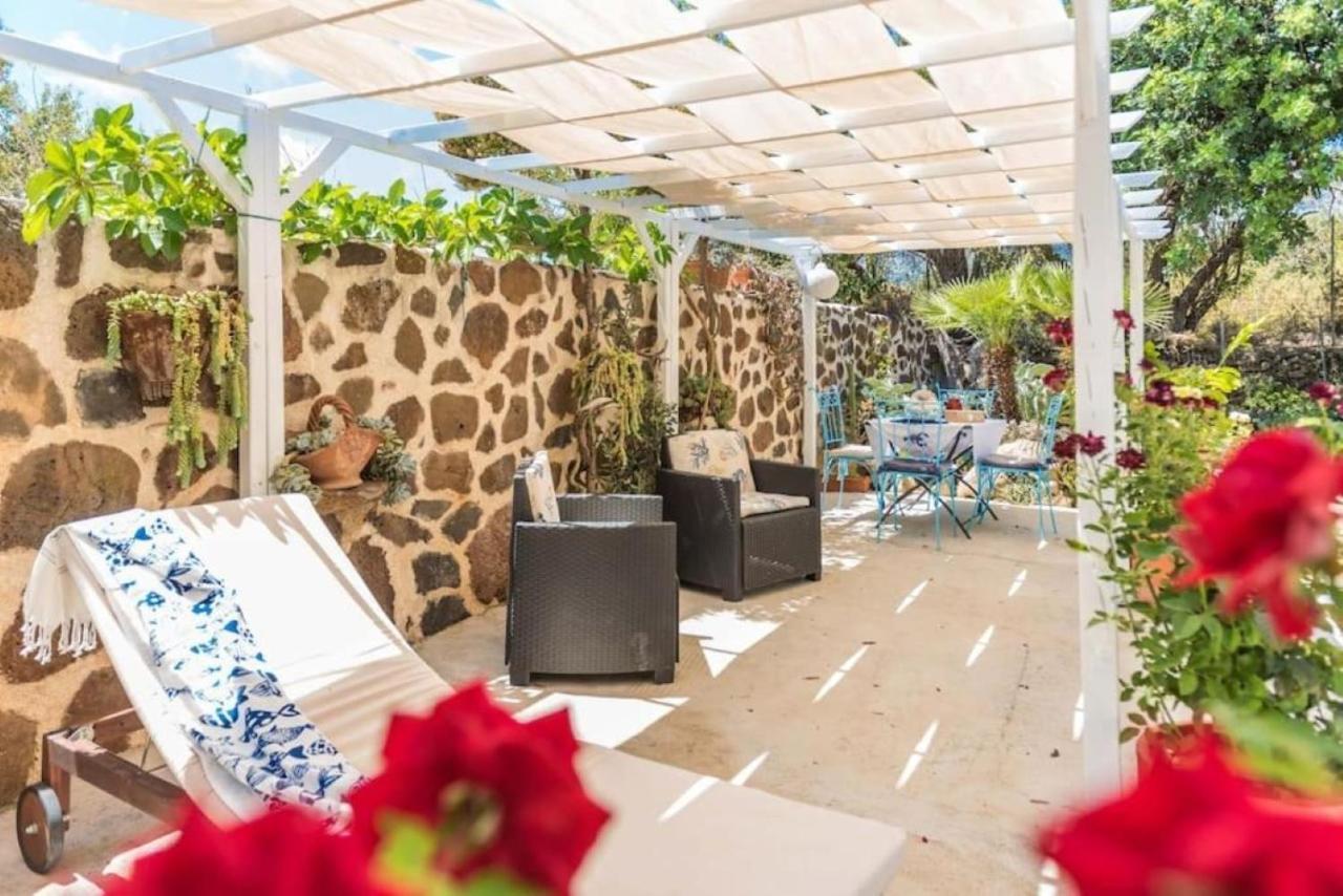 Villa Con Immenso Giardino Orosei Ngoại thất bức ảnh