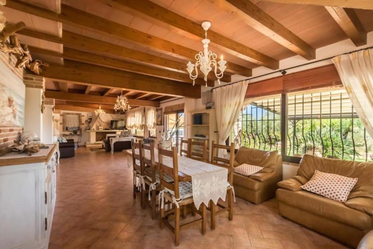 Villa Con Immenso Giardino Orosei Ngoại thất bức ảnh